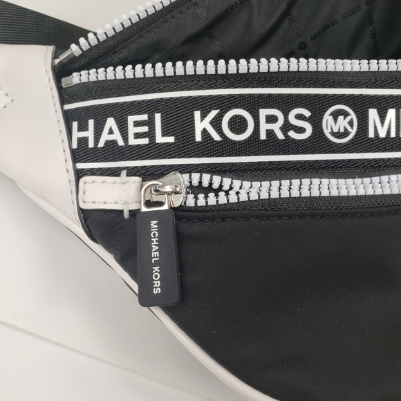 MICHEAL KOR WAIST PACK EXBODY BELT BAG - Picture 4 of 10